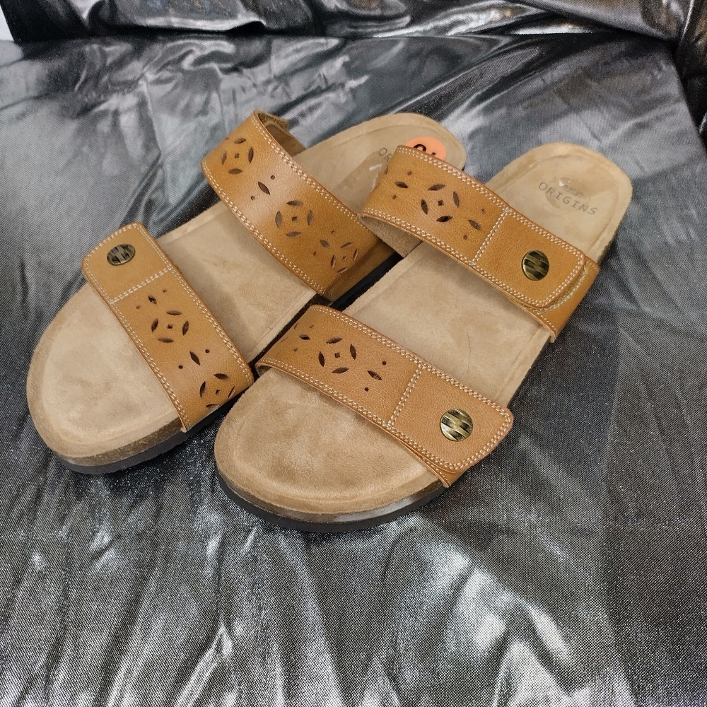 Earth Origins Sandals w/button detail 10